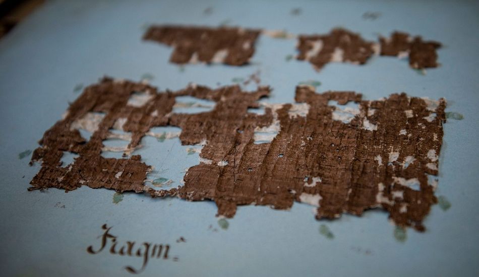 AI, Ancient Scroll